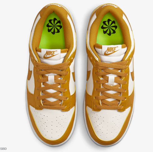 TENIS NIKE DUNK LOW NEXT NATURE PHANTOM GOLD SNEAKER