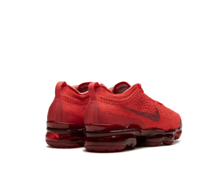 TENIS NIKE AIR VAPORMAX 2023 FLYKNIT TRACK RED
