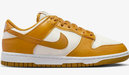 TENIS NIKE DUNK LOW NEXT NATURE PHANTOM GOLD SNEAKER
