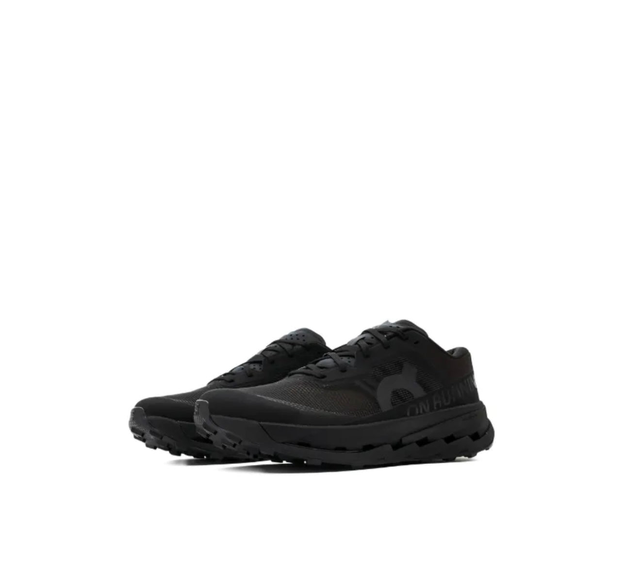 TENIS ON RUNNING CLOUDULTRA 3