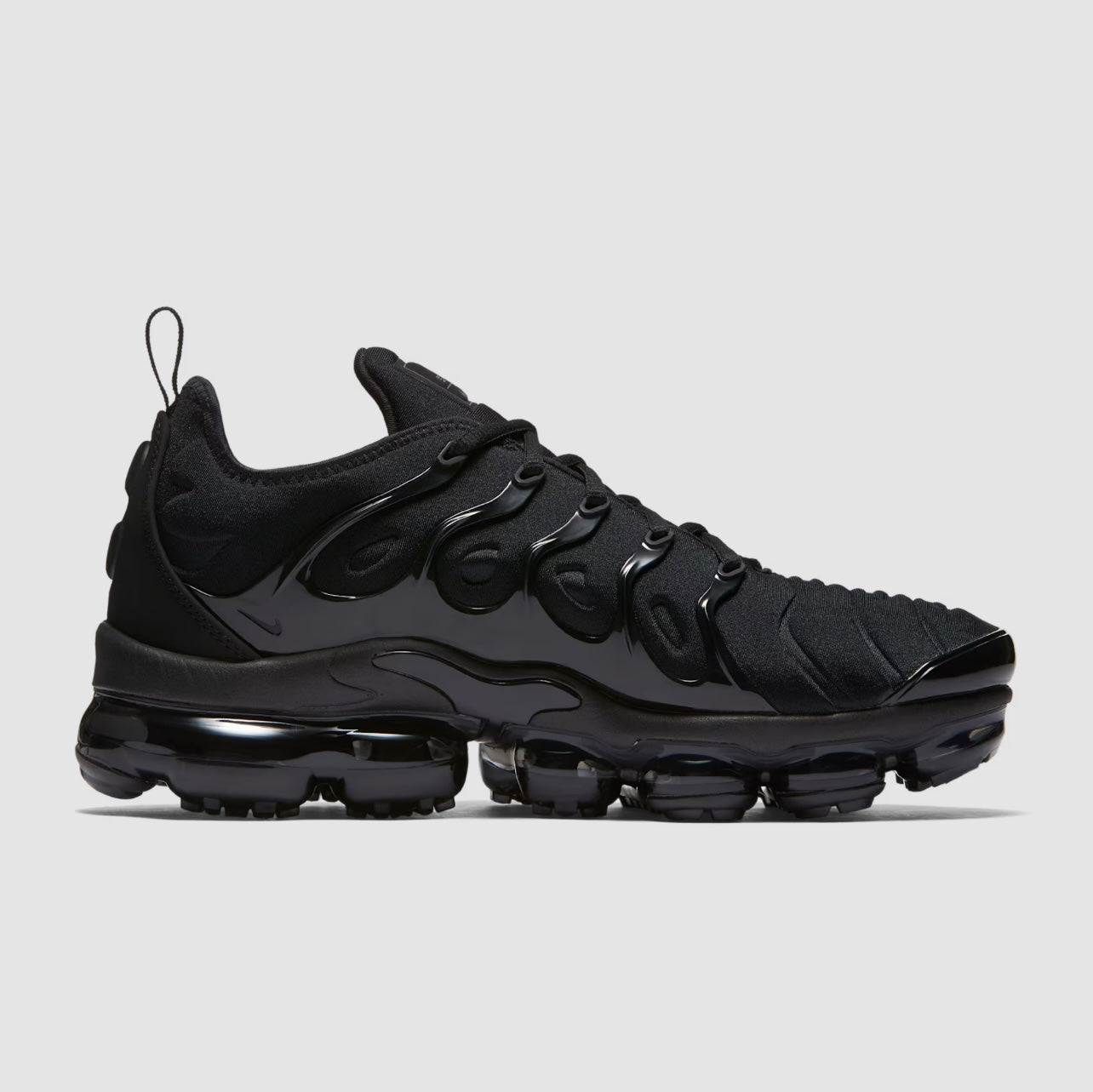 TENIS NIKE AIR VAPORMAX PLUS TRIPLE BLACK