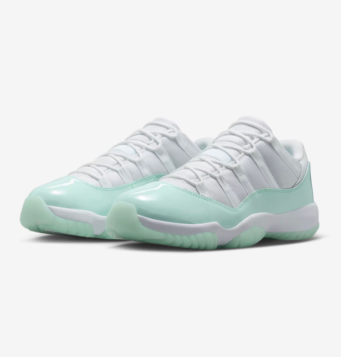 TENIS NIKE AIR JORDAN 11 RETRO LOW IGLOO